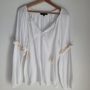 Sanctuary white Yucca Peasant Blouse Size large Tassles